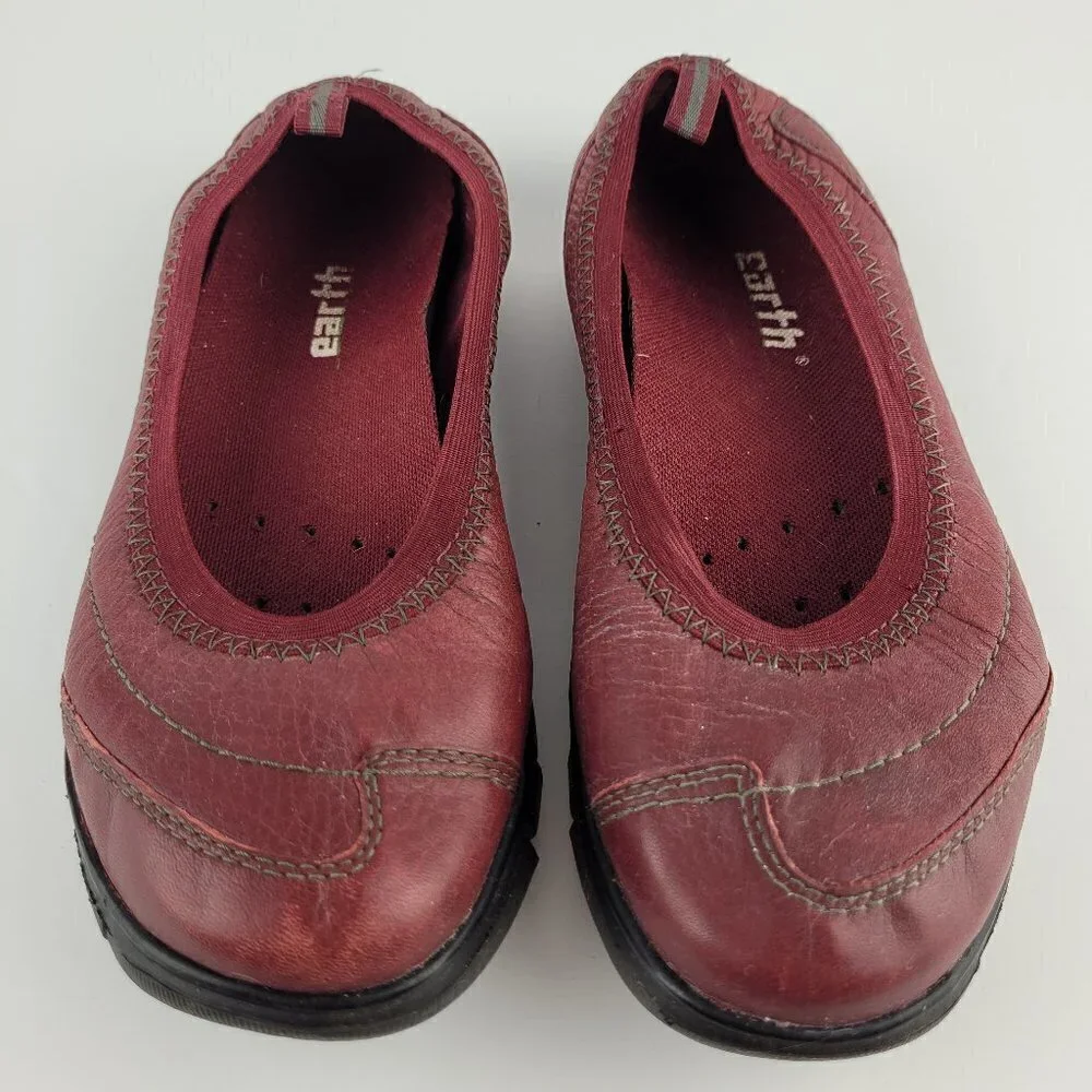 Earth Aspire Bordeaux Red Slip On Leather Flats 6B